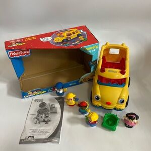 Fisher-Price Little People Lil' Movers Baby School Bus